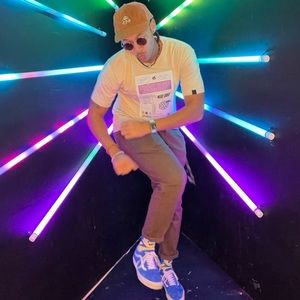 Meet your Posher, Richard